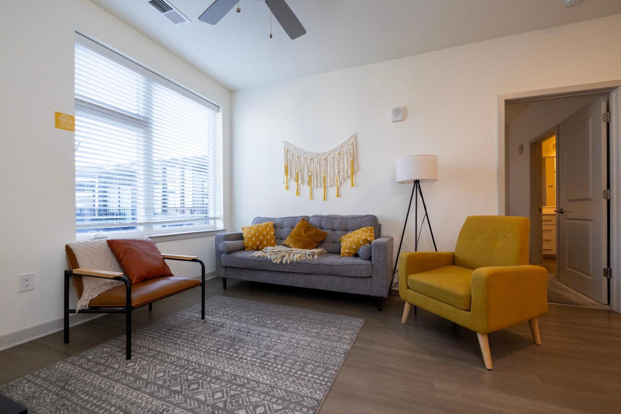 Modern Nulu 2Br Cozysuites 01 Луїсвілл Екстер'єр фото