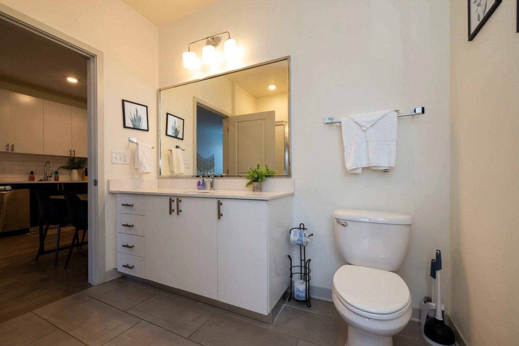Modern Nulu 2Br Cozysuites 01 Луїсвілл Екстер'єр фото